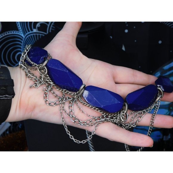 Chunky Blue Abstract Necklace - Picture 2 of 3